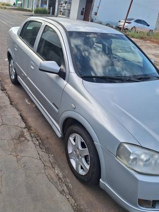 CHEVROLET ASTRA 2.0 MPFI ADVANTAGE SEDAN 8V FLEX 4P MANUAL
